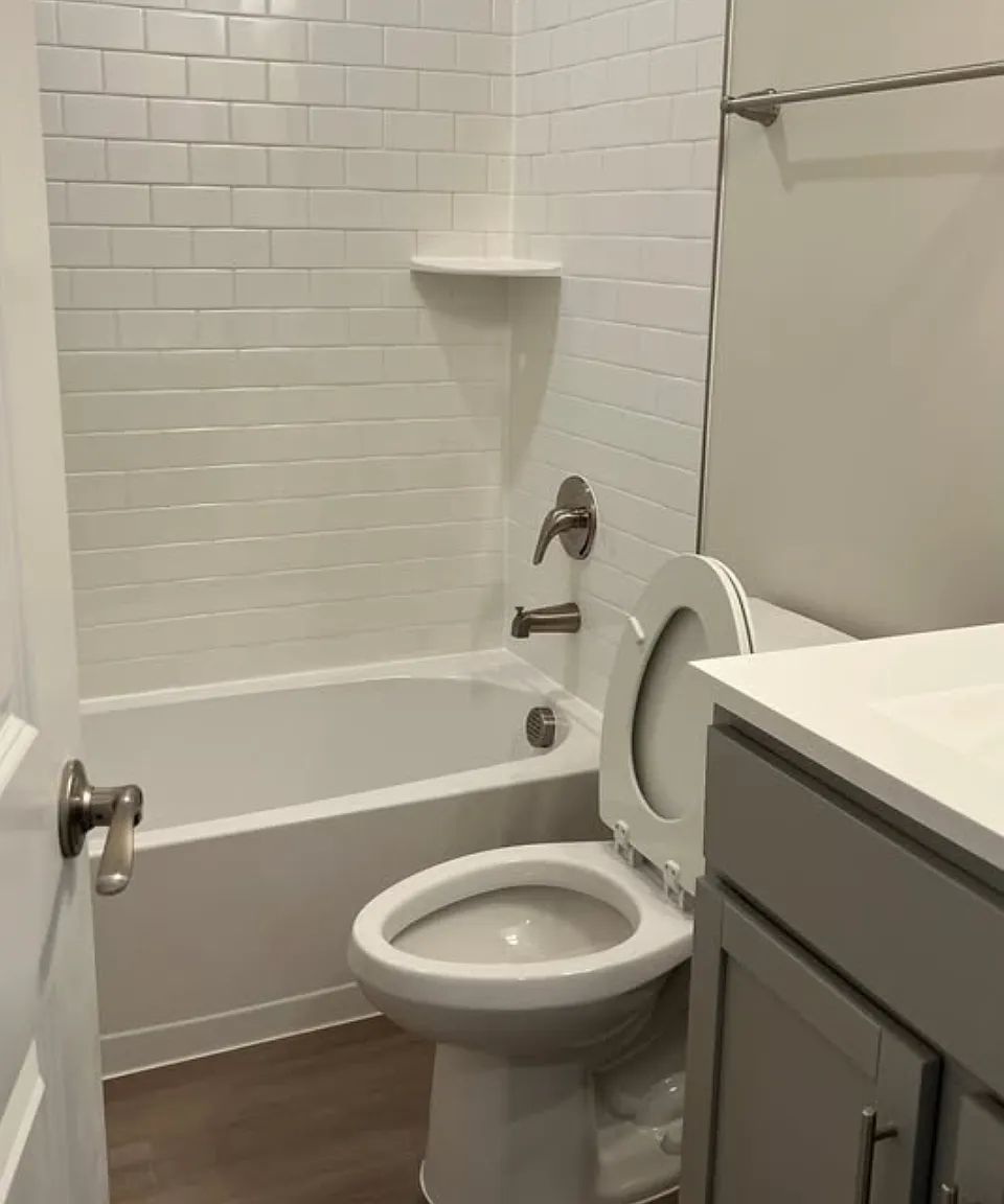 1 bed, $1,200 — Photo 3
