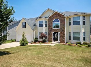 102 Laughlin Dr, Locust Grove, GA 30248