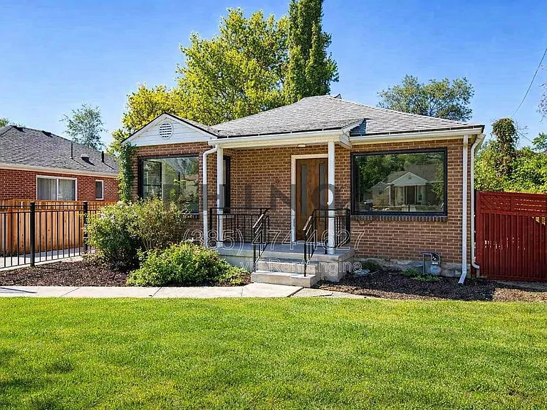2118 S Preston St — Photo 1