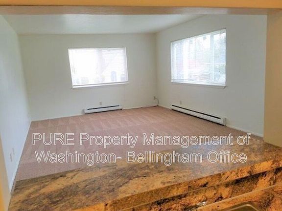 5th image of 1420 Lakeway Dr #6