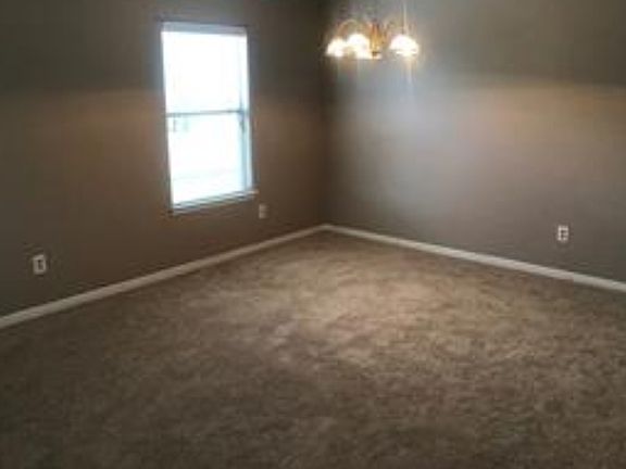 2nd image of 2718 Roaring Oaks Ln
