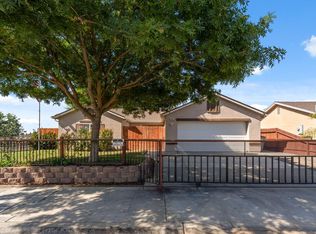 1763 N Carnegie Ave, Fresno, CA