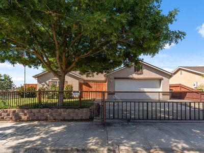 1763 N Carnegie Ave, Fresno, CA, 93722