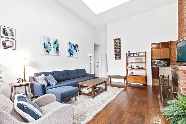 Rented by Corcoran | media 3