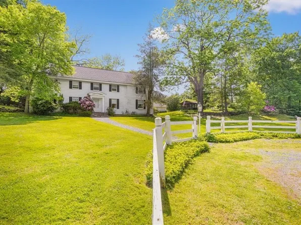 45 Sleepy Hollow Road, Briarcliff Manor, NY 10510