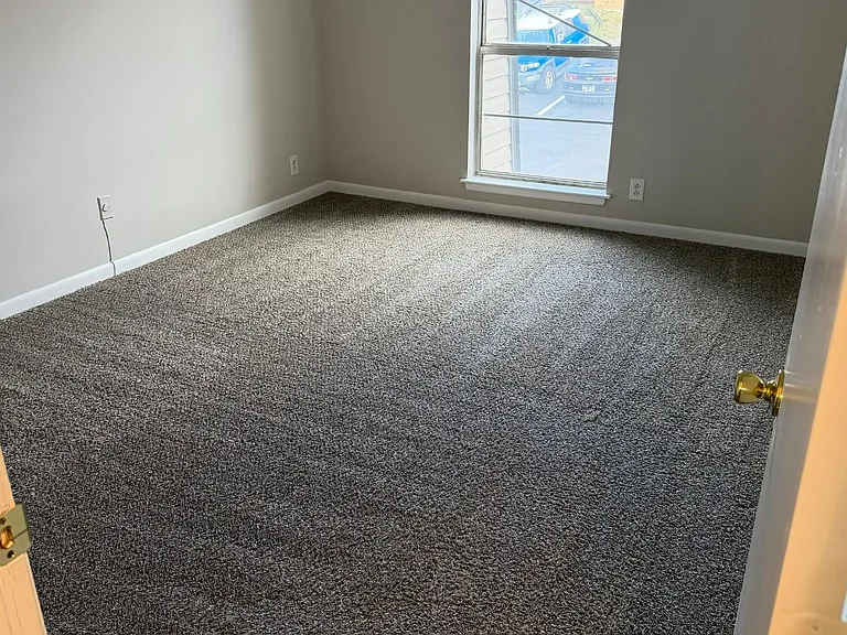 370 Wallace Rd #D13 — Photo 10