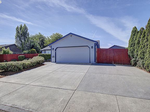 2nd image of 625 NW 18th St