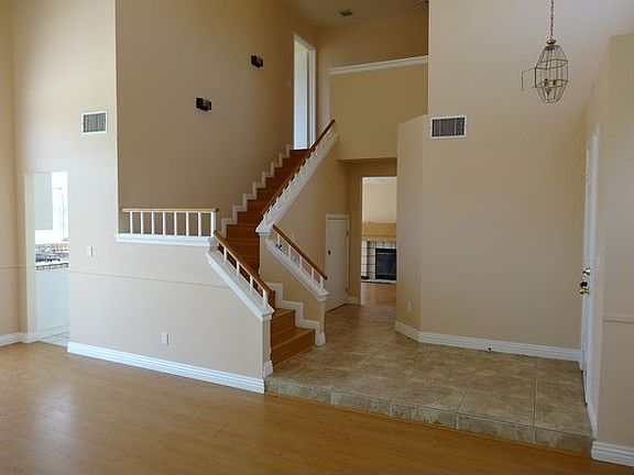 2nd image of 43751 Dana Dr