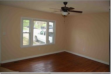 5th image of 13935 Mathews Dr