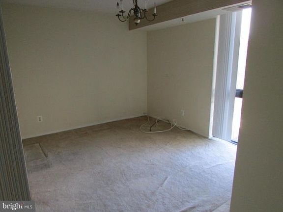 5th image of 2311 Pimmit Dr APT 417