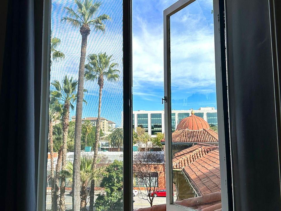 living room main window