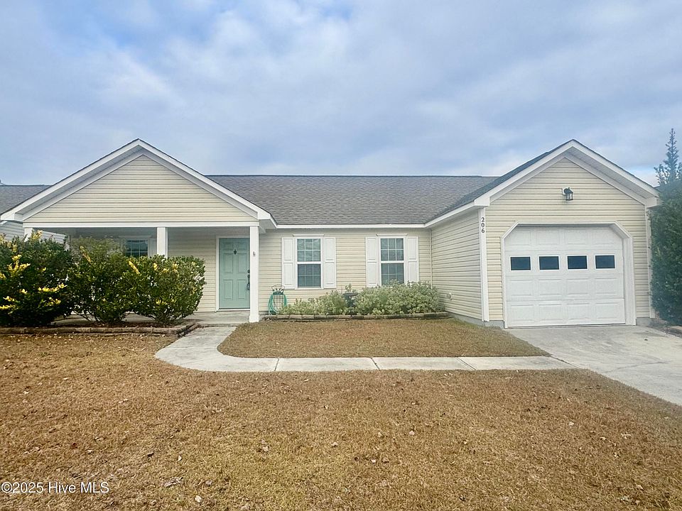 1st image of 206 Red Carnation Dr