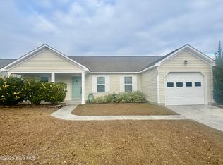 206 Red Carnation Drive, Holly Ridge, NC 28445