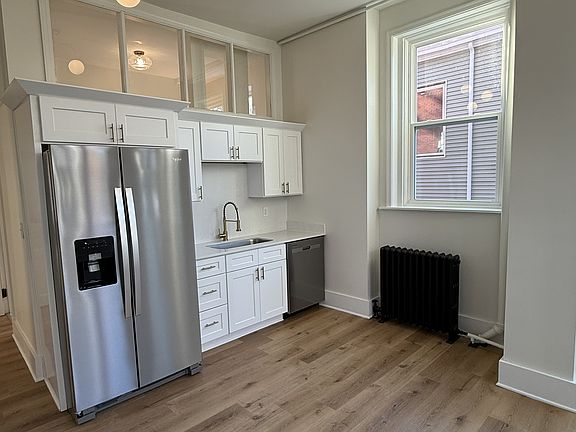 3rd image of 3443 Cornell Pl APT 1