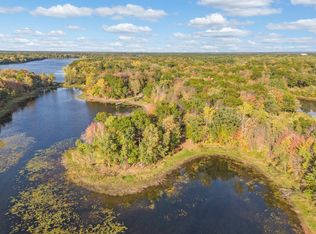 5263 Scathlock Ct, North Branch, MN 55056