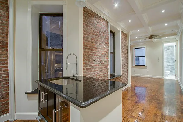 Rented by Centennial Properties NY | media 37