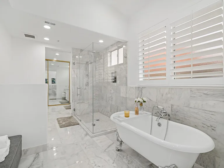 3972 Humboldt Dr — Photo 46