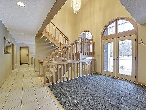5th image of 2581 Abbey Hill Dr