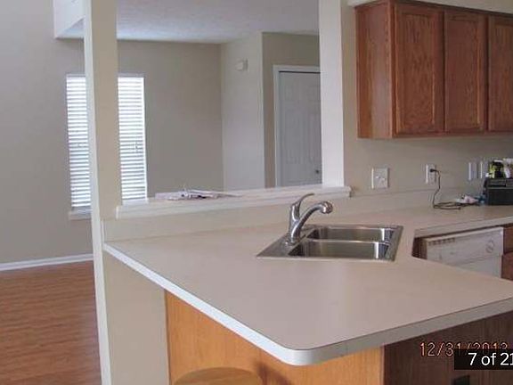 5th image of 4409 Charles Dr