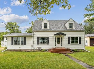 602 Charles St, Delhi, IA 52223