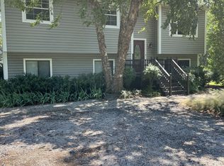 725 Masons Beach Rd, Deale, MD 20751