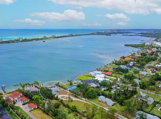 716 Sarabay Rd, Osprey, FL 34229