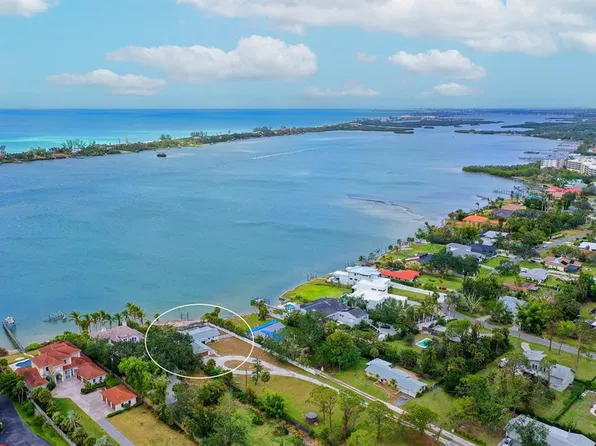 716 Sarabay Rd, Osprey, FL 34229