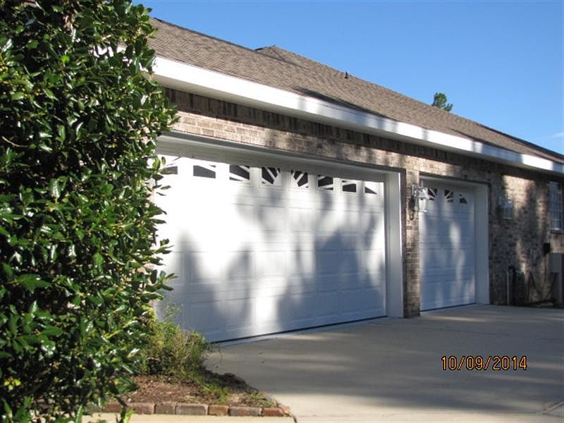 2nd image of 3117 Wallace Lake Rd
