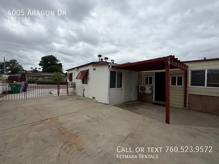 4005 Aragon Dr — Photo 30