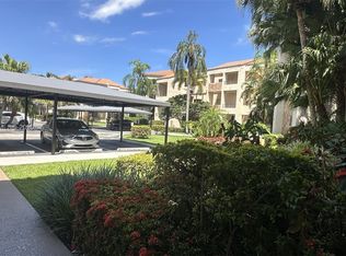 7472 La Paz Blvd, Boca Raton, FL 33433