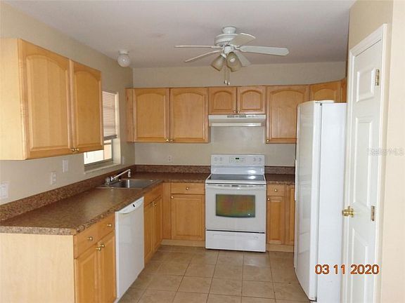 5th image of 3453 Beacon Dr