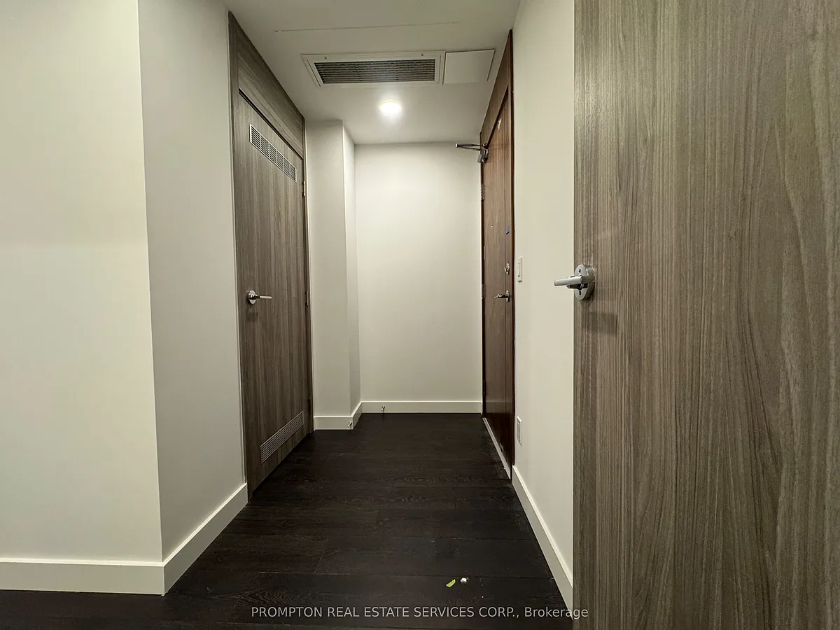 Building Photo - 18 Esther Shiner Blvd #1005