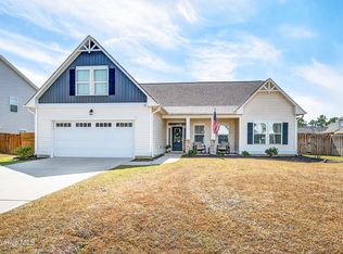 42 E Maritt Street, Hampstead, NC 28443
