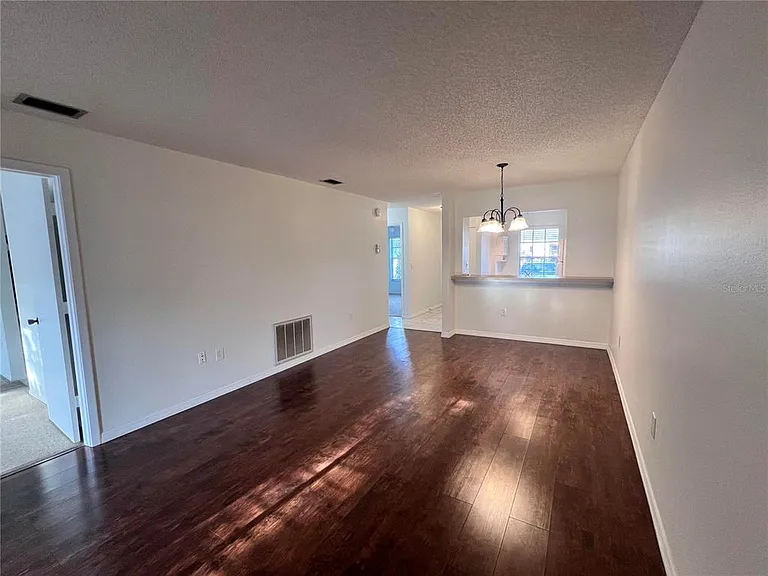 2928 Stillwell Ct — Photo 6