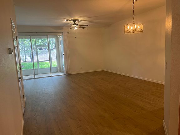 4th image of 1563 W Sweet Oaks Ct