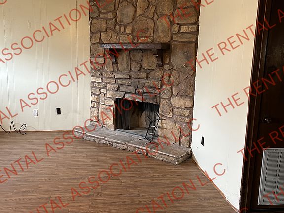 4th image of 203 Westridge Dr