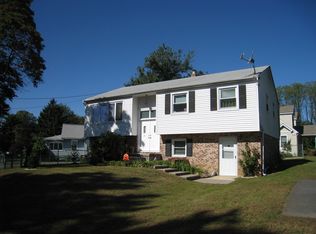 6 Dresser Ave, Burlington, NJ 08016