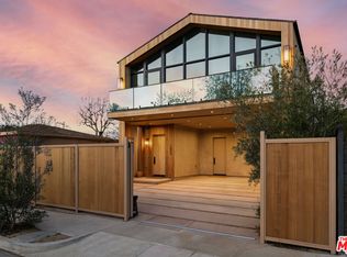 1008 Oakwood Ave, Venice, CA 90291