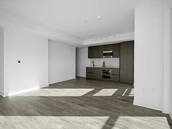 3rd image of 127 Broadway Ave #2902