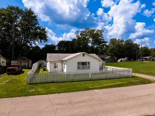 305 N Waldemere Ave, Muncie, IN 47303