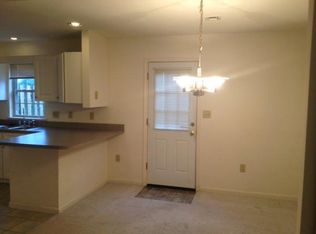 242 Stonehedge Ln, Mechanicsburg, PA 17055