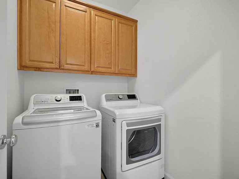 1901 Bright Willow Cir — Photo 32