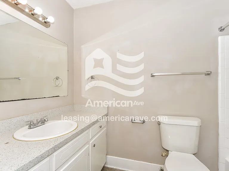46486_012_bathroom_14168873.jpg