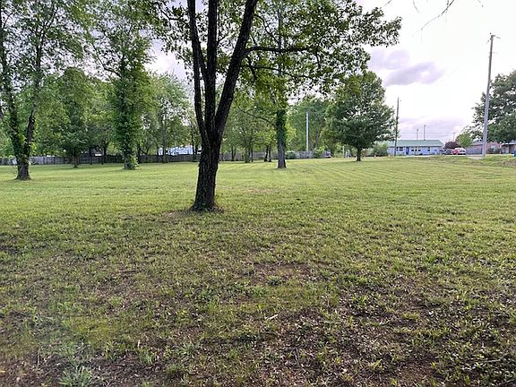 2nd image of 6th Ave