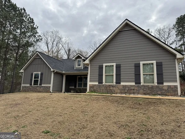 111 Copper Creek Dr, Lagrange, GA 30240