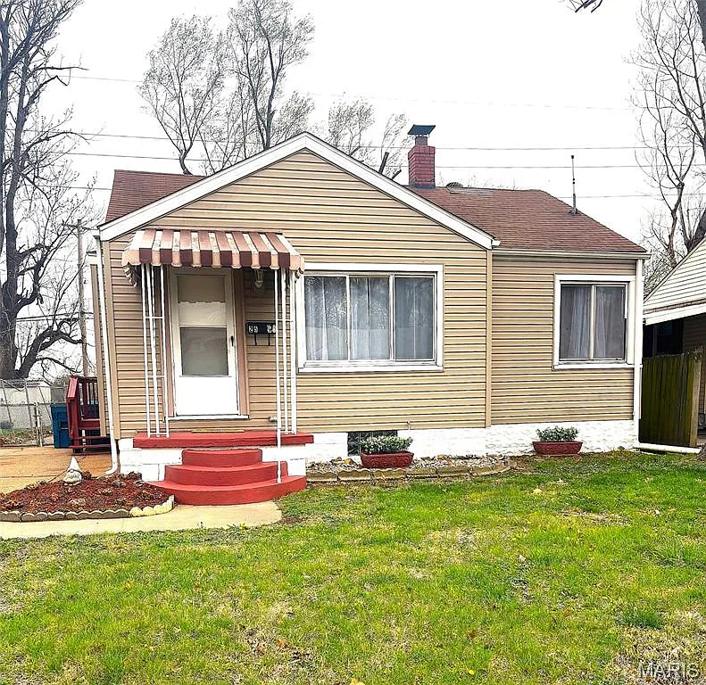 2592 E 27th St photo 1