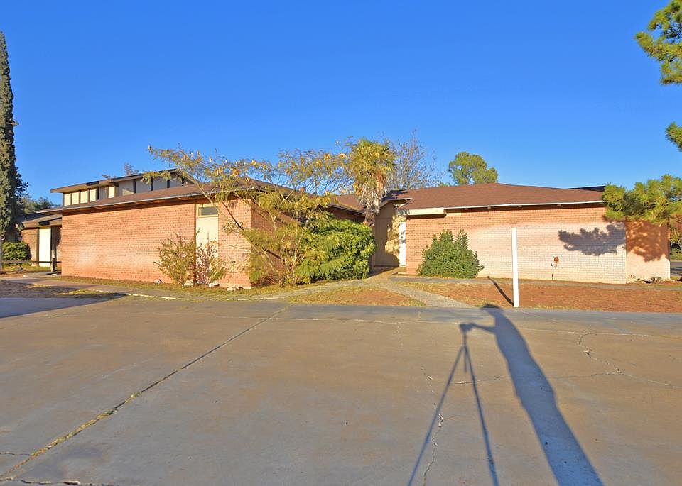 1st image of 2300 Bainbridge Dr