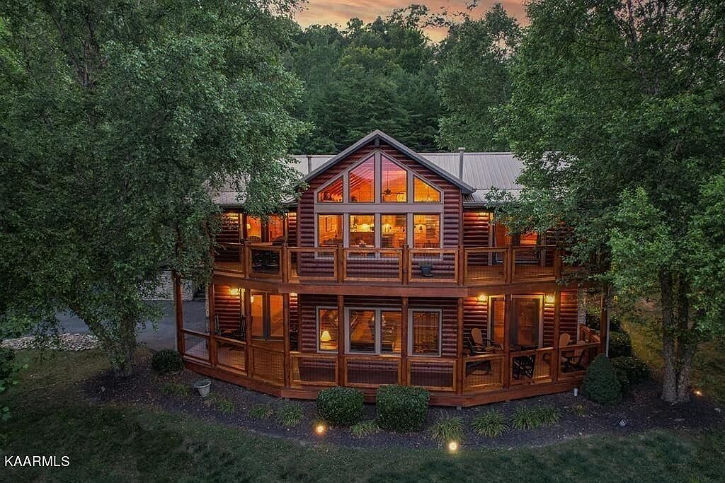 2807 Cedar Falls Way, Sevierville, TN 37862 Zillow