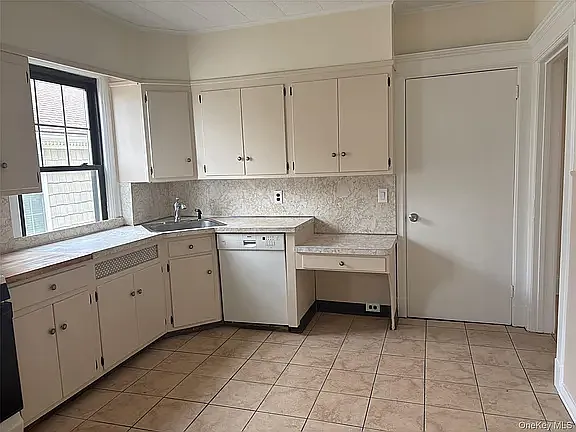 39 Neptune Ave #2 — Photo 9