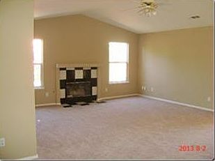 4th image of 2235 N 11th Ave